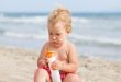 قبل از انتخاب ضد آفتاب کودکان 10 نکته مهم که باید بدانید!